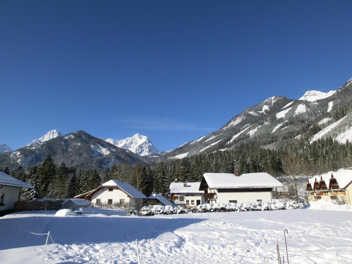Hotel Garni Landhaus Buertlmair Hinterstoder Esterno foto