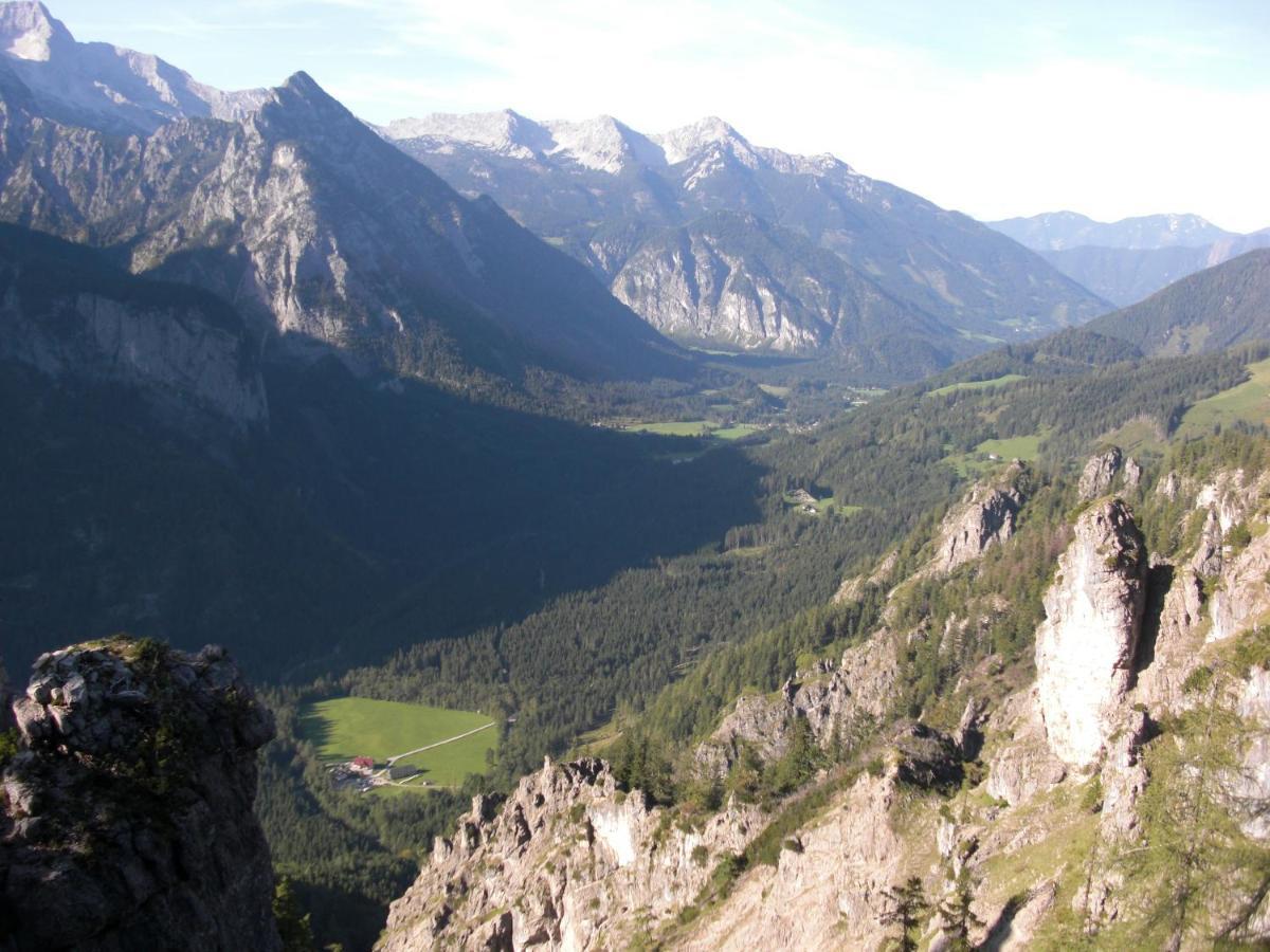 Hotel Garni Landhaus Buertlmair Hinterstoder Esterno foto