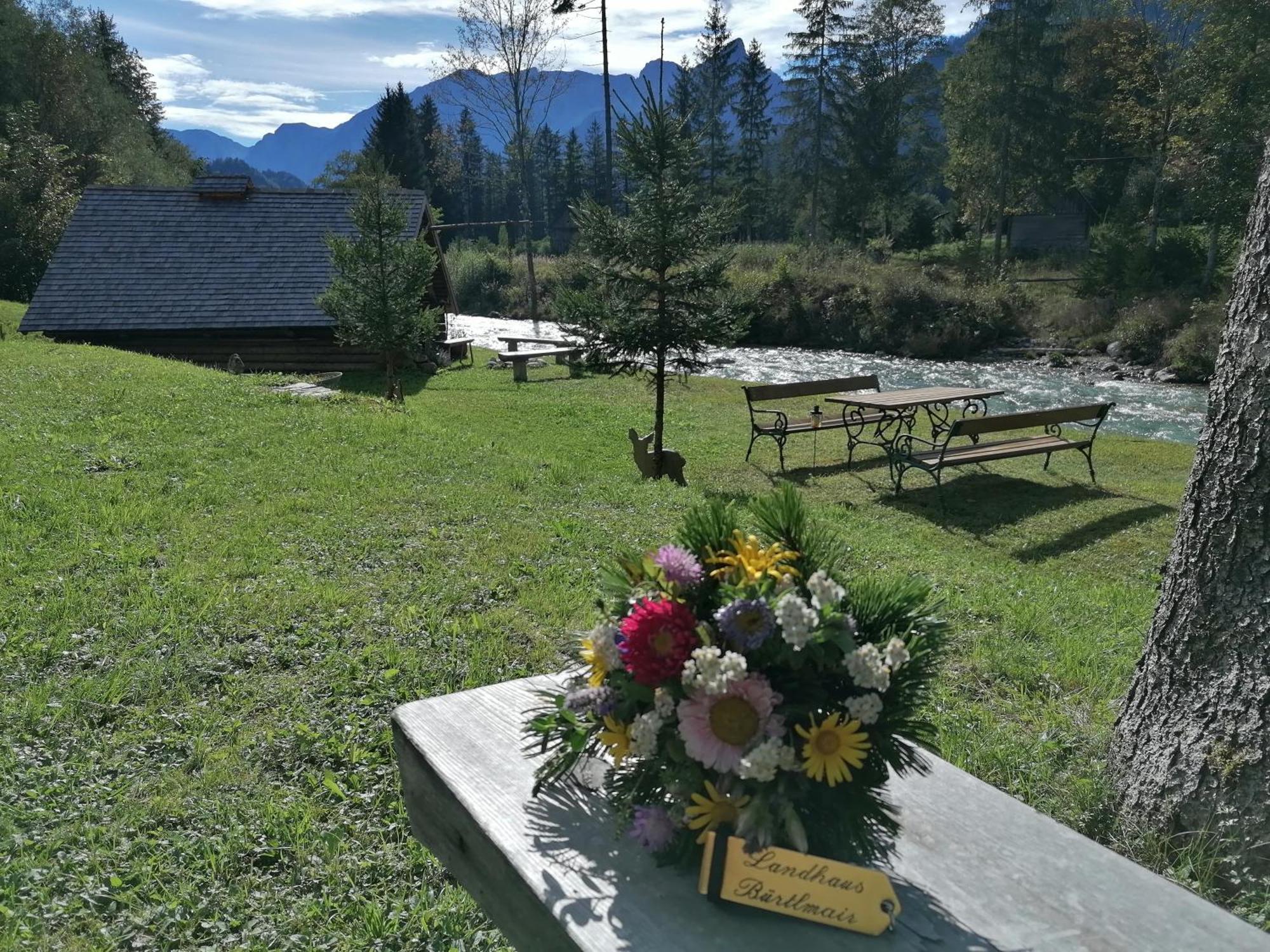 Hotel Garni Landhaus Buertlmair Hinterstoder Esterno foto
